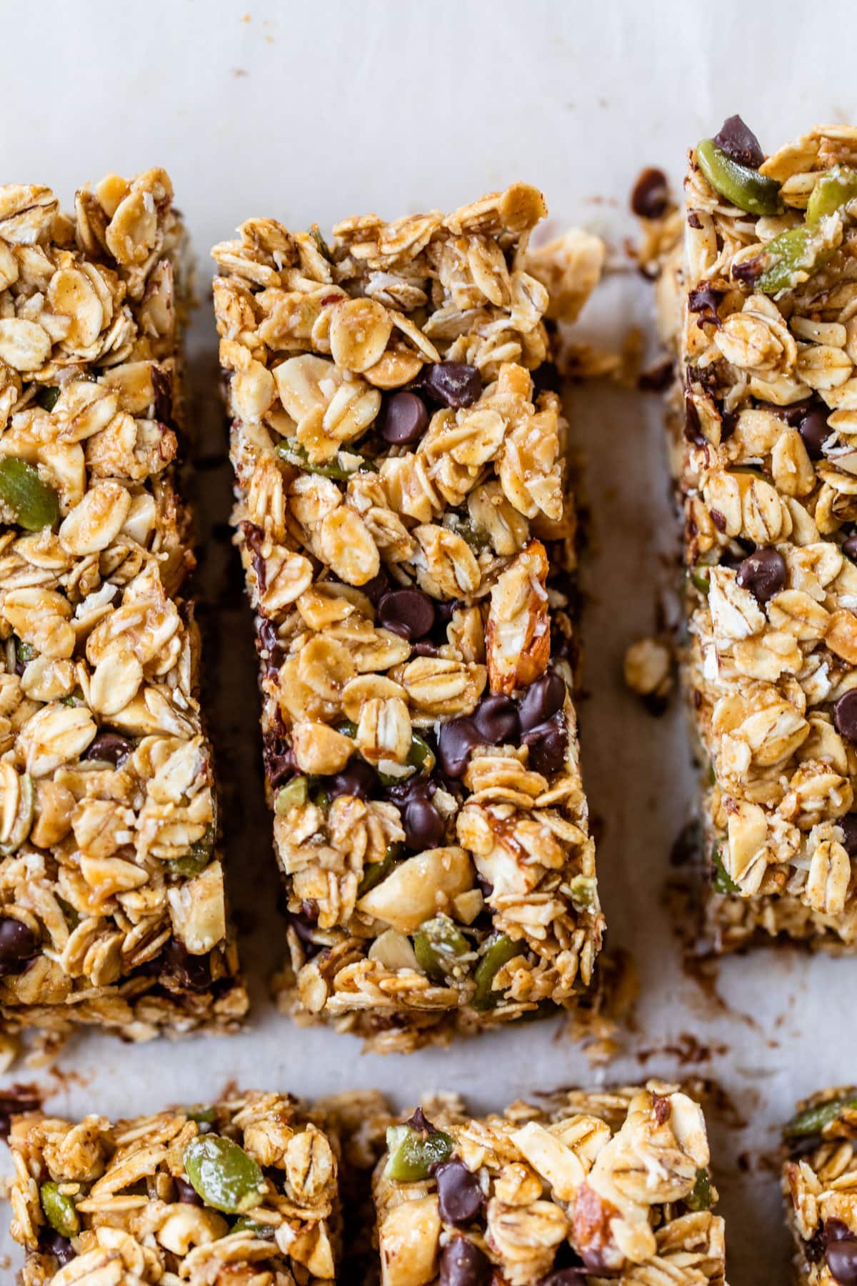 Affordable & Healthy Homemade Granola Bars for Meal Prep